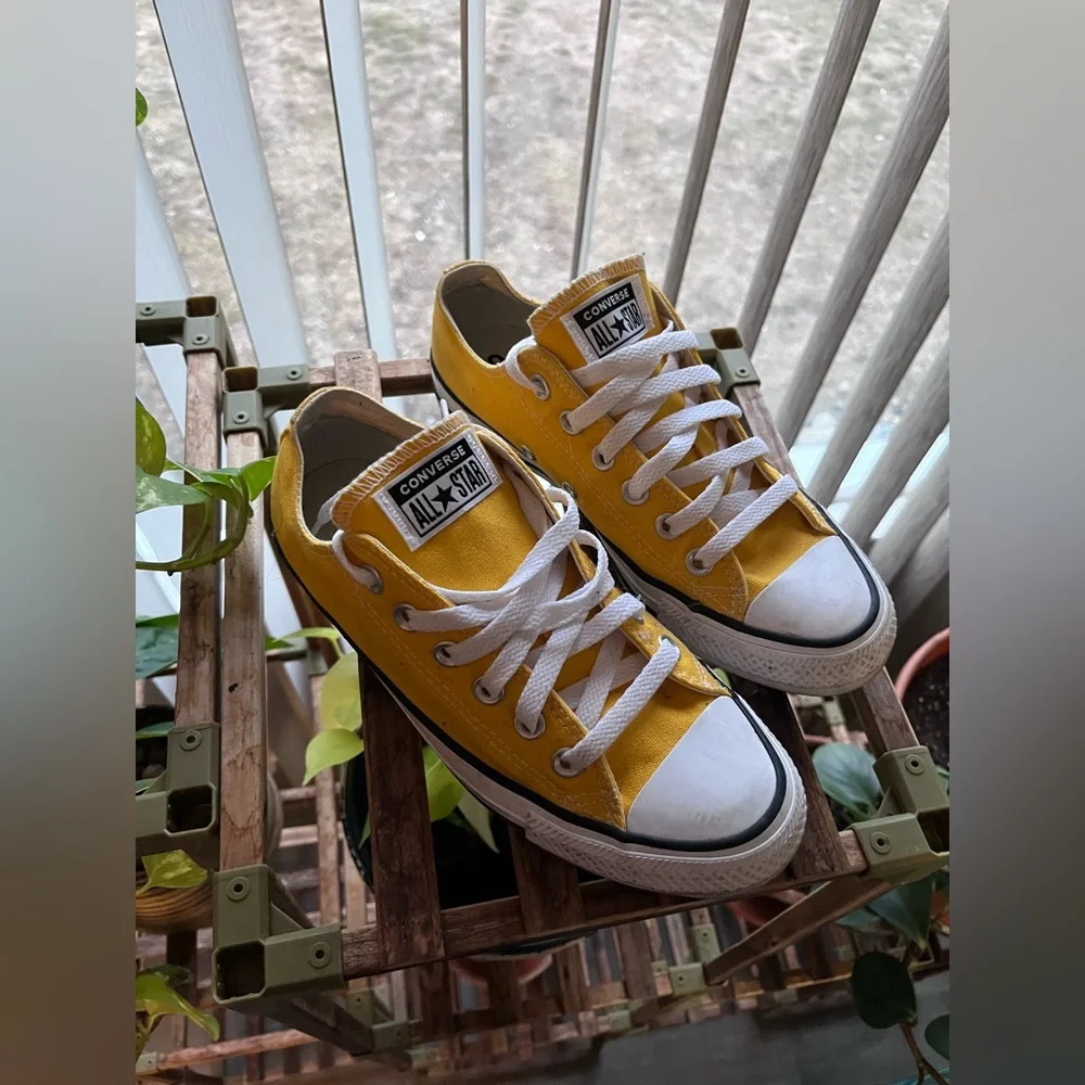 Converse Chuck Taylor All Star Low Top Sneakers -Yellow - Picture 3 of 5